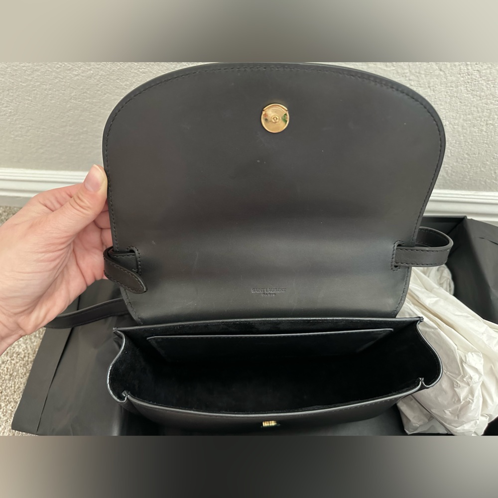 Saint Laurent Kaia Bag - Picture 6 of 10